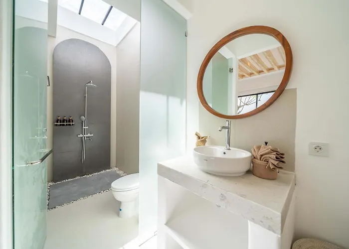 2br Private Pool K1-2a
